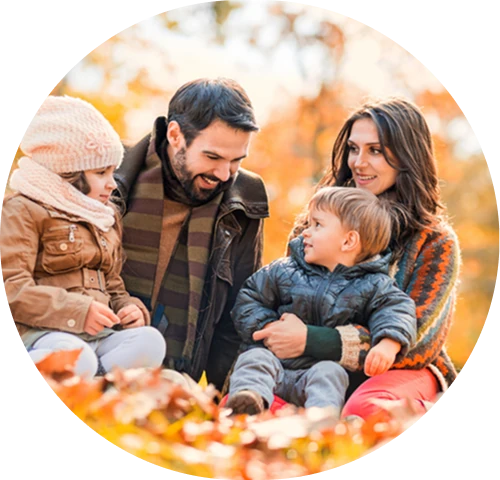 Familie mit Geschenken